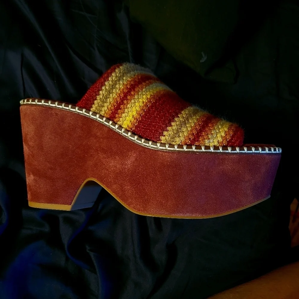 NWOT Joie Pendant Platform Mule Size 10
